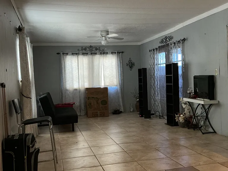 Lakeshore Landings — Photo 36