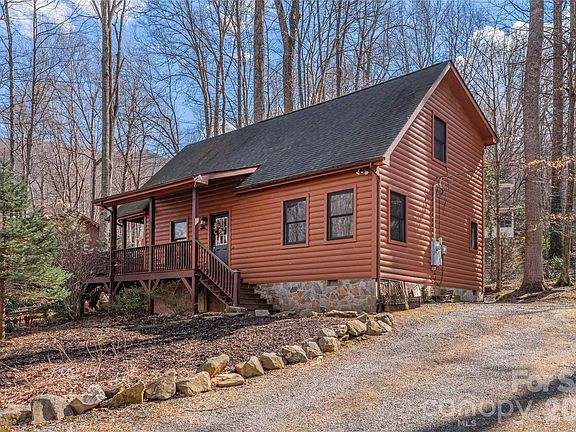 2nd image of 57 Daisey Dr