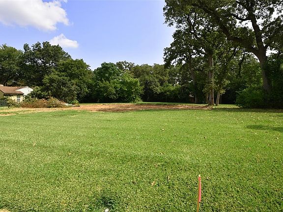 5th image of 1528 Oak Knoll St Lot 6