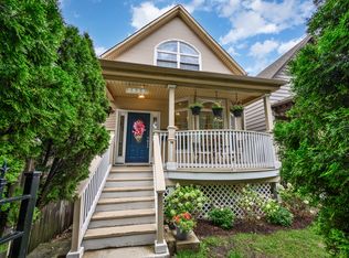 2835 N Francisco Ave, Chicago, IL 60618