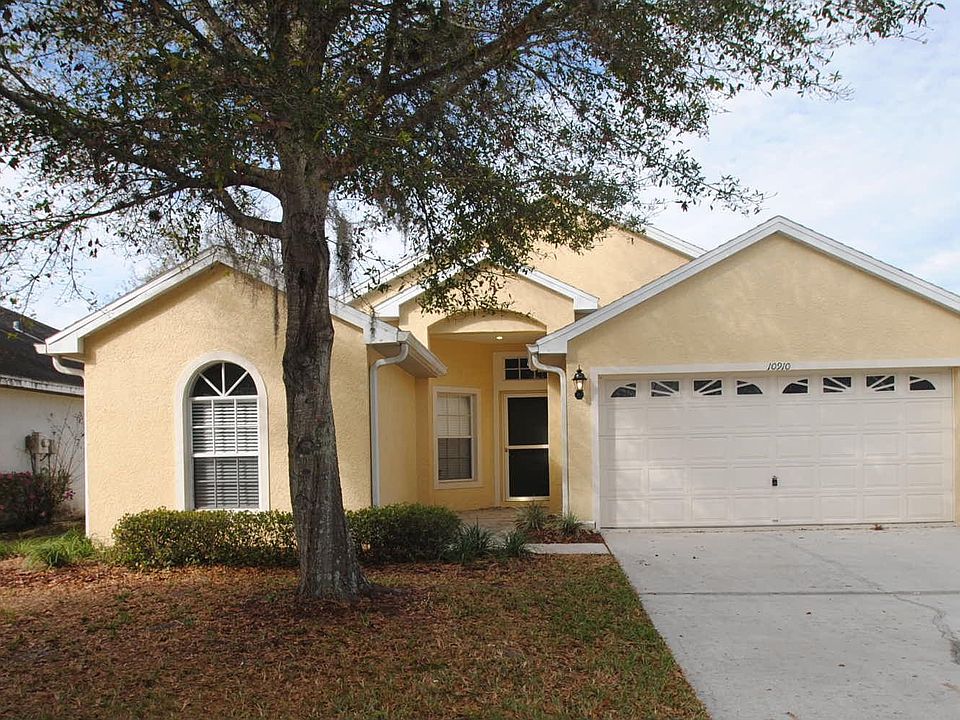 1st image of 10910 Lake Andover Blvd
