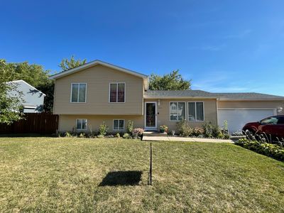 3717 Willow Crest Dr, Zion, IL, 60099