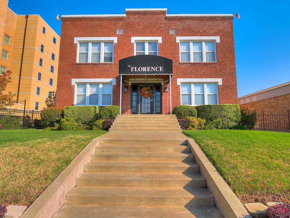 2nd image of 429 NW 11th St APT 11