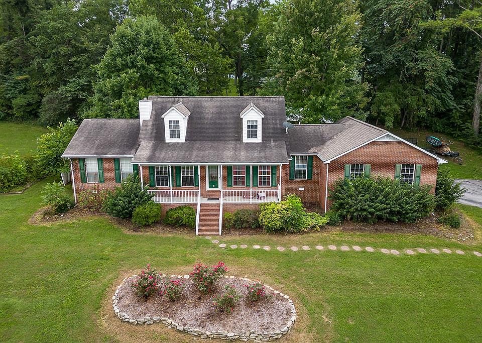 1st image of 3465 Vista Cir