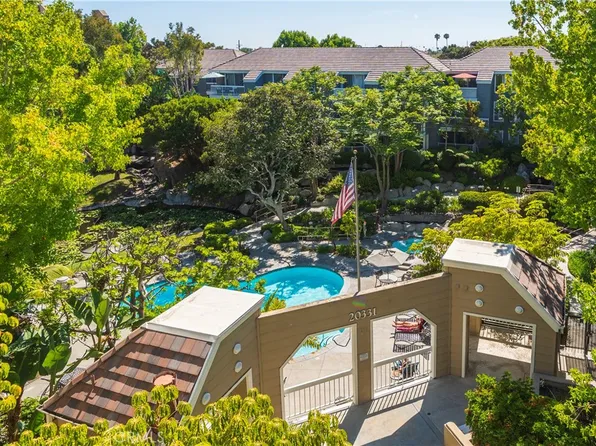 20331 Bluffside Cir #A-407, Huntington Beach, CA 92646