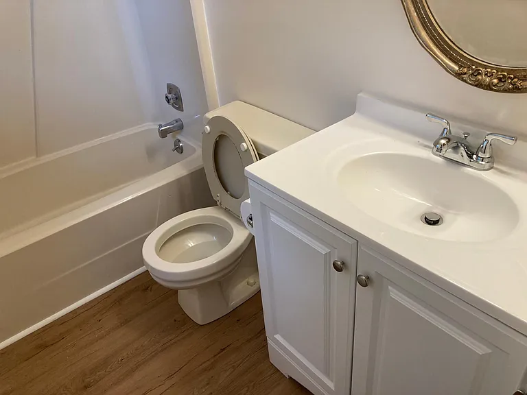 2510 Plymouth St — Photo 14