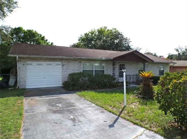 35 Palm Rd, Ocala, FL 34472