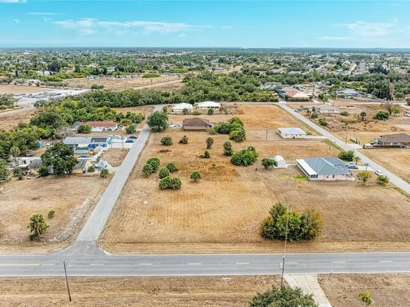 1 Two 3 De Leon Dr, North Pt, FL 34287