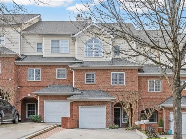 1200 Wing St Unit 8, Sandy Springs, GA 30350