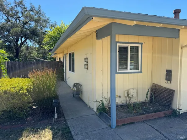 324 - 326 Wikiup Drive, Santa Rosa, CA 95403