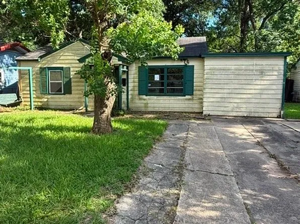 2747 Parkridge St, Shreveport, LA 71108