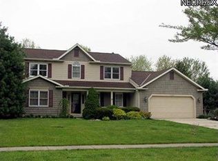 32180 Dorchester Dr, Avon Lake, OH 44012
