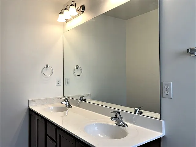 305 Switchback St — Photo 11