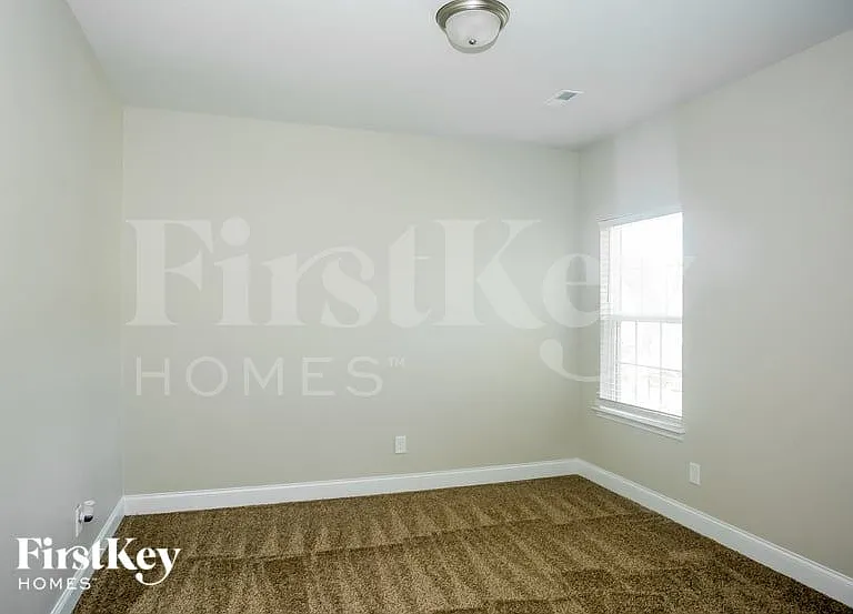 6991 Collinwood Ln — Photo 10