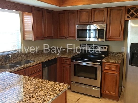 3rd image of 5305 Starhill Pl
