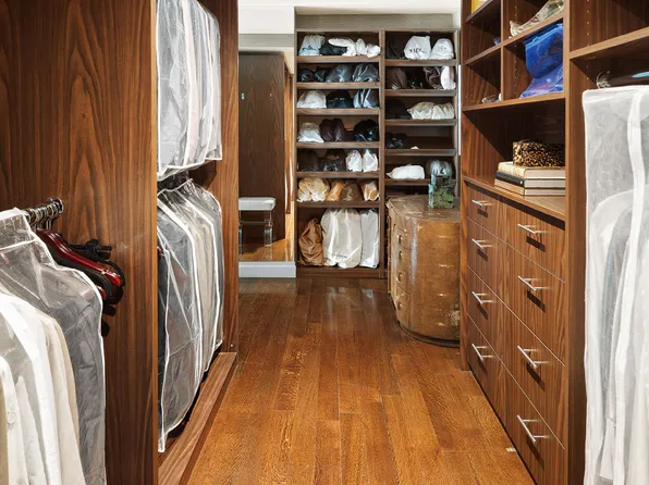 200 East 66th Street image 11 of 28