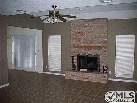 3rd image of 406 Bentcreek Dr