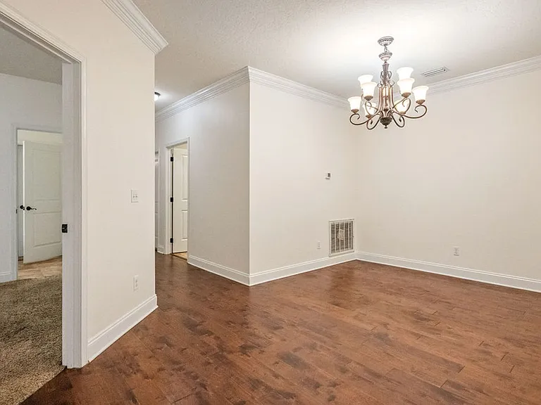 2159 Bayshore Dr — Photo 8