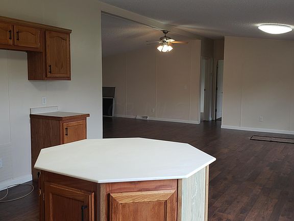 5th image of 2846 County Road 169