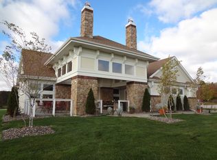 N113W21863 N Manor Ct, Germantown, WI 53022