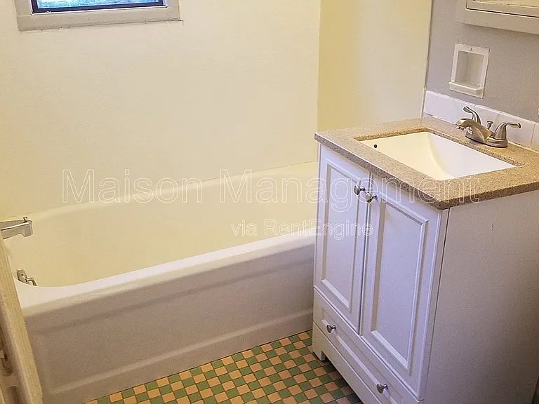 125 Highland Pkwy #1 — Photo 12