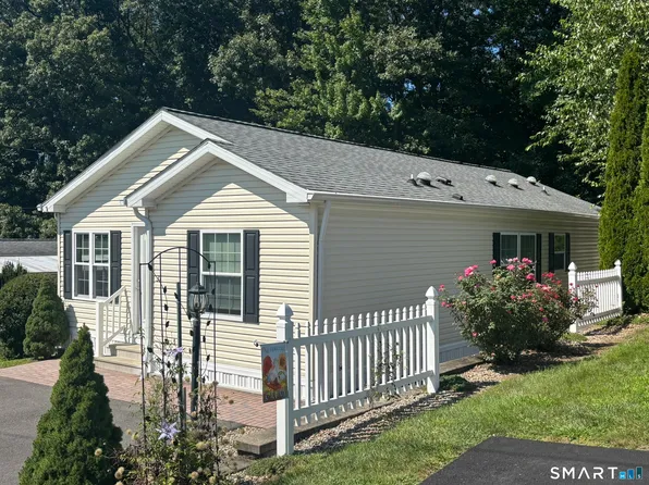 31 North Road, Southington, CT 06489