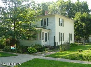 308 Lafayette St, Three Rivers, MI 49093
