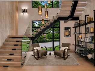 122 Caribbean RD, NAPLES, FL 34108