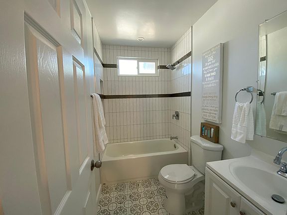 5th image of 4235 Folsom St #A