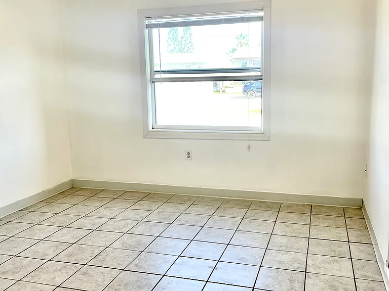 350 Fillmore Ave — Photo 5