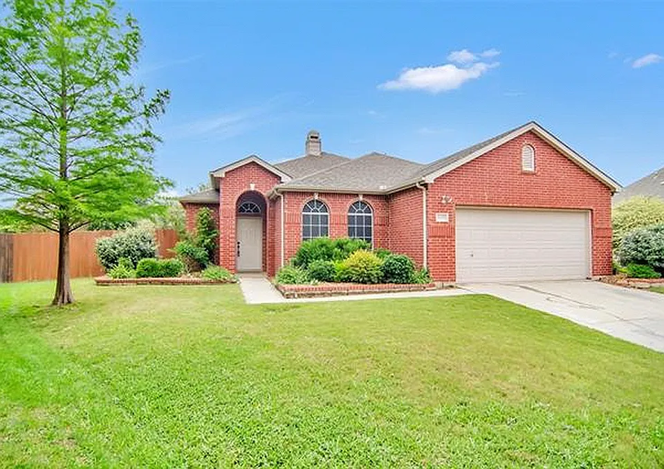 8409 Island Ct