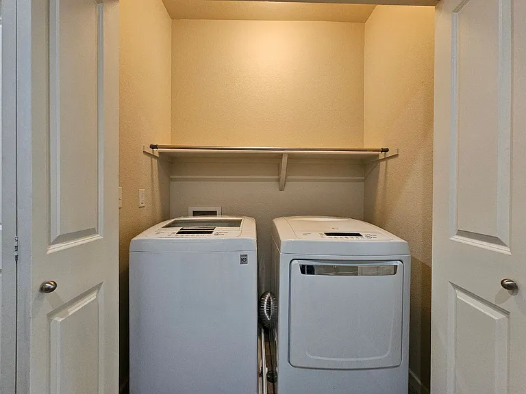 9071 E Phillips Dr — Photo 15