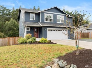 988 Walker Heights Pl, Oak Harbor, WA 98277
