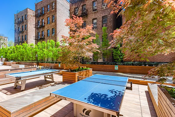 Rented by MySpaceNYC | media 38