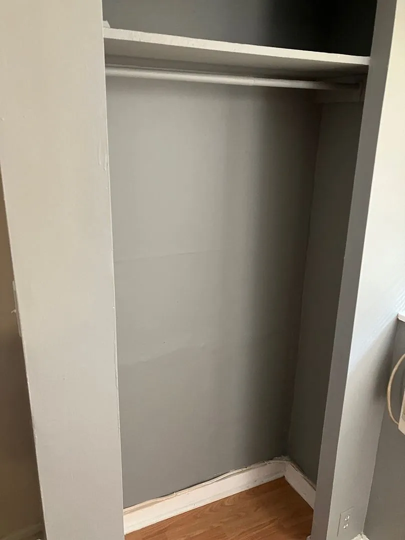 Efficiency Apartment Close to UNCA — Photo 2