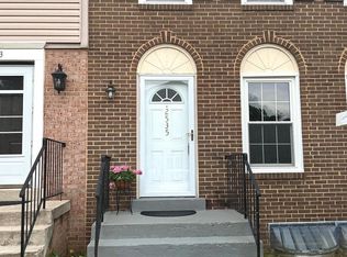 2535 Windbreak Dr, Alexandria, VA 22306