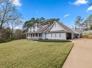 2631 Pinecrest Dr, Nacogdoches, TX 75965