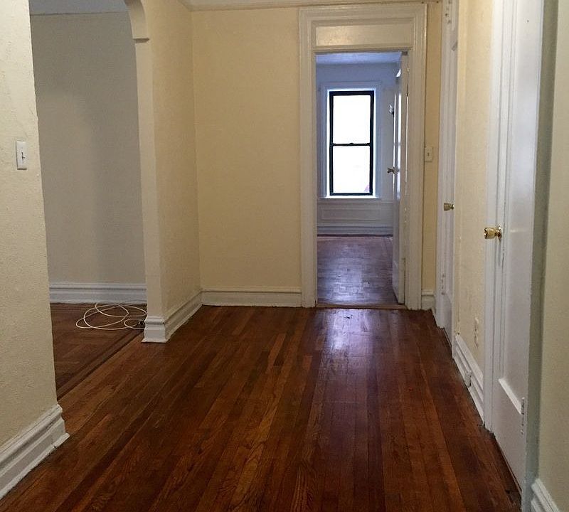 1st image of 11 Midwood St APT E1