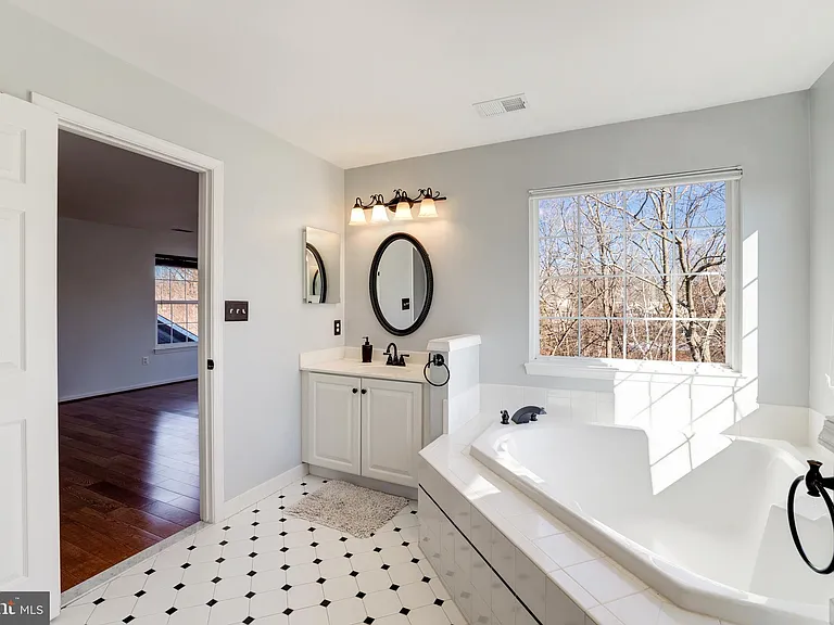 43258 Meadowood Ct — Photo 39
