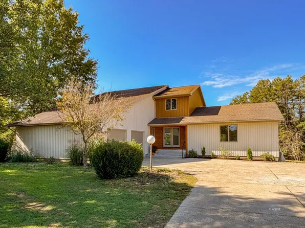 7405 Radford Rd, Athens, OH 45701