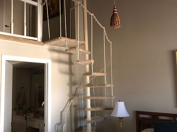 2nd image of 31 Winterbourne St N #19