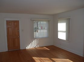 405 Arcade Dr, Ventura, CA