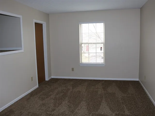 1053 Amherst Blvd — Photo 9