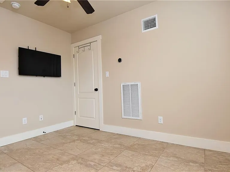 1306 Walnut Ave #B — Photo 19