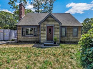 82 Ashumet Ave, Mashpee, MA 02649