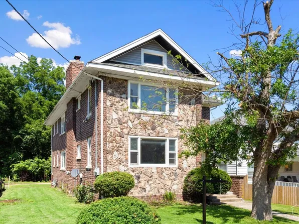 120 Smith Ave, Rockford, IL 61107