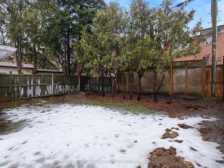 24 Barker Ave — Photo 45
