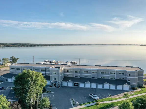 279 Minnesota Ave W APT 202, Glenwood, MN 56334