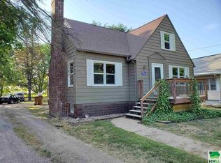 202 N Fulton St, Newell, IA 50568