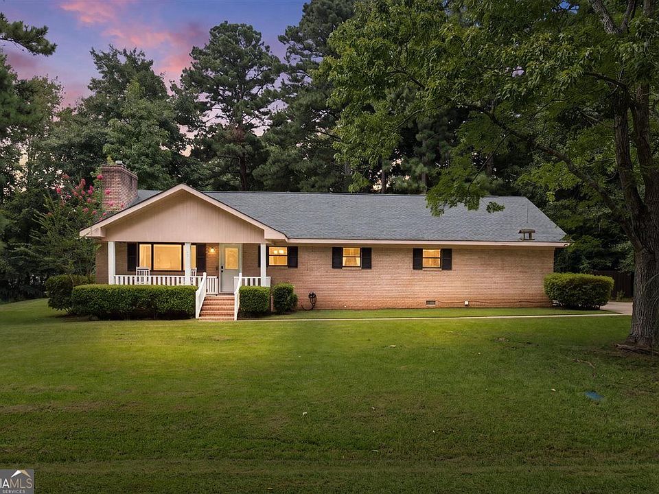 1st image of 773 Sweetbriar Cir